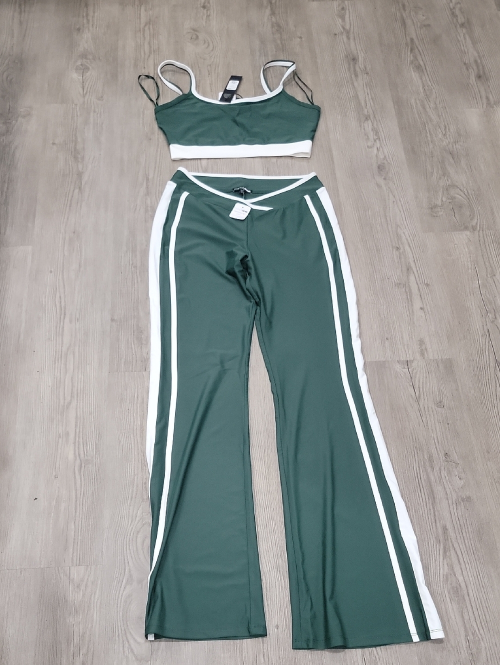 Green Two-Piece Wide-Leg Stripe Set - Women Pants & Jumpsuits